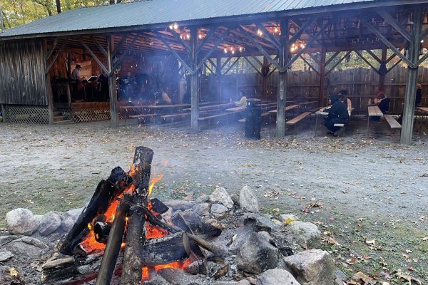 Circle-CG-campfire-live-music