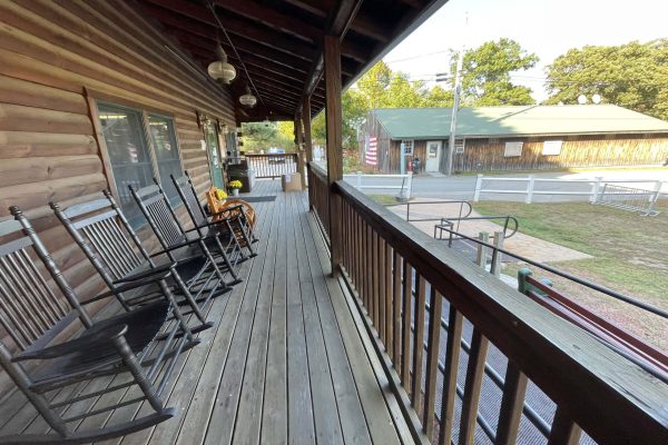 Circle-CG-officefront-porch-rockingchairs