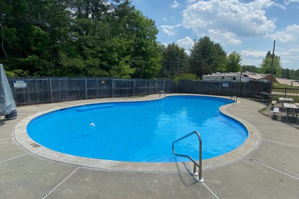 CrowsNest-pool-HappyGrounds