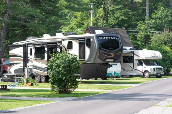 FieldandStream-rvsites-HappyGrounds