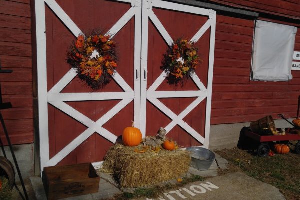 HappyGrounds-Highview-Campground-Barn