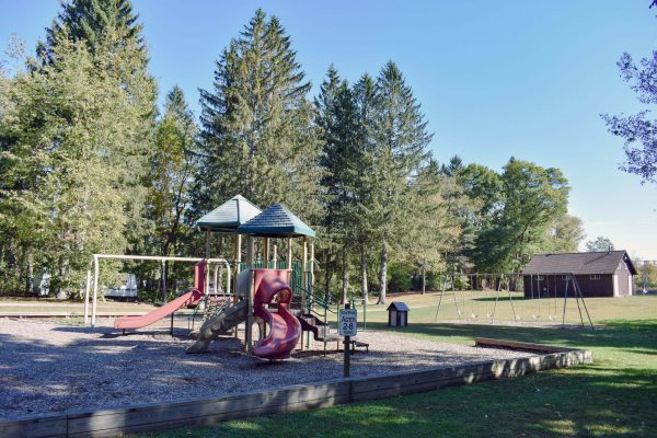 HappyGrounds-HeritageAcres-Playground
