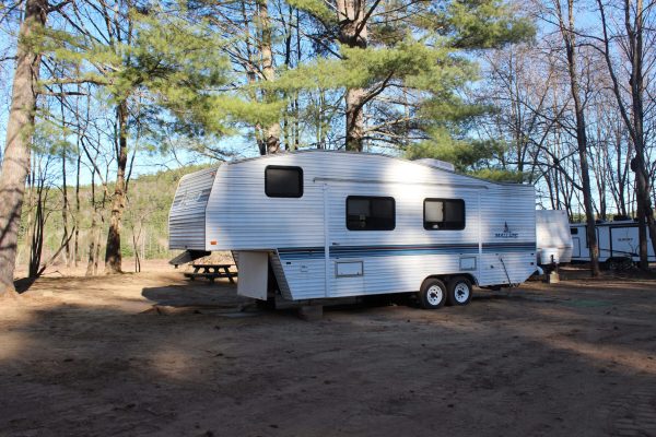 Happy-Grounds-Glen-Hudson-April26shoot-RVSite-7