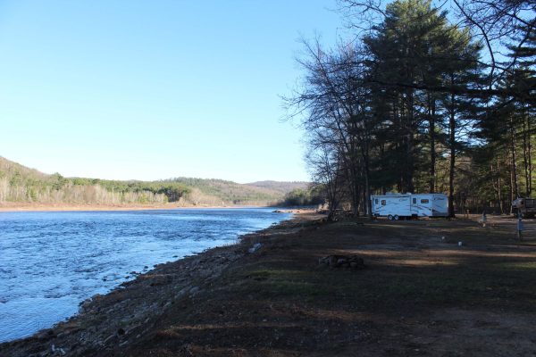 Happy-Grounds-Glen-Hudson-April26shoot-River-2